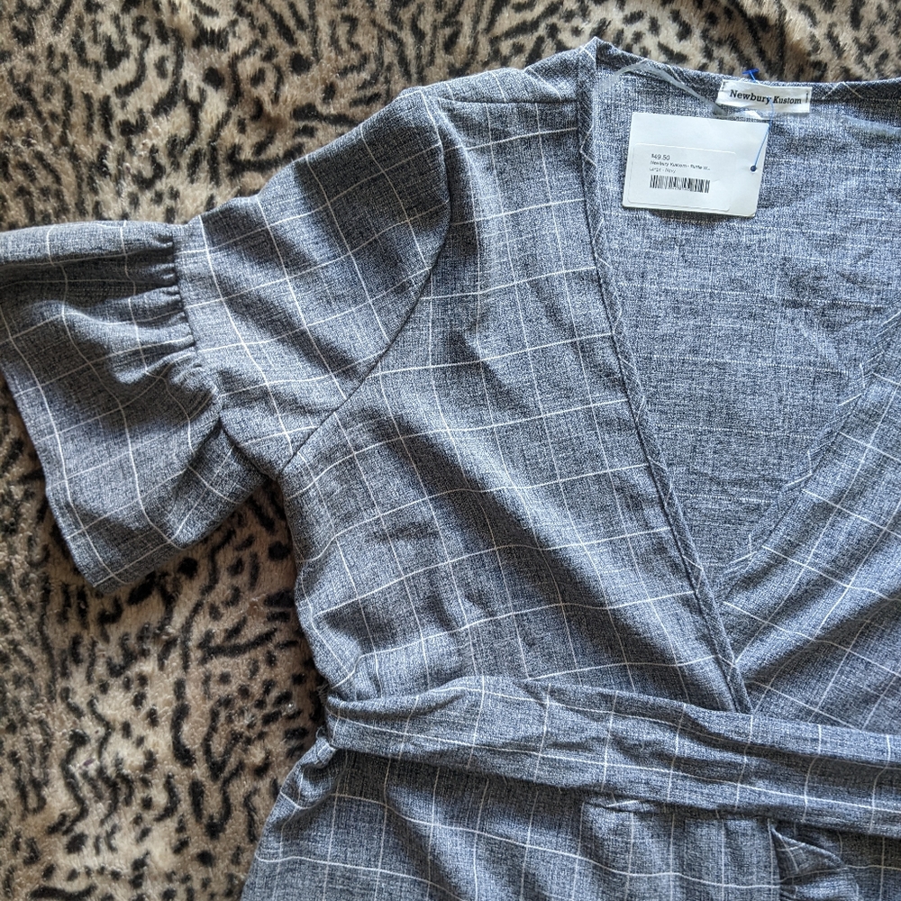 NWT wrap dress - Picture 3 of 7
